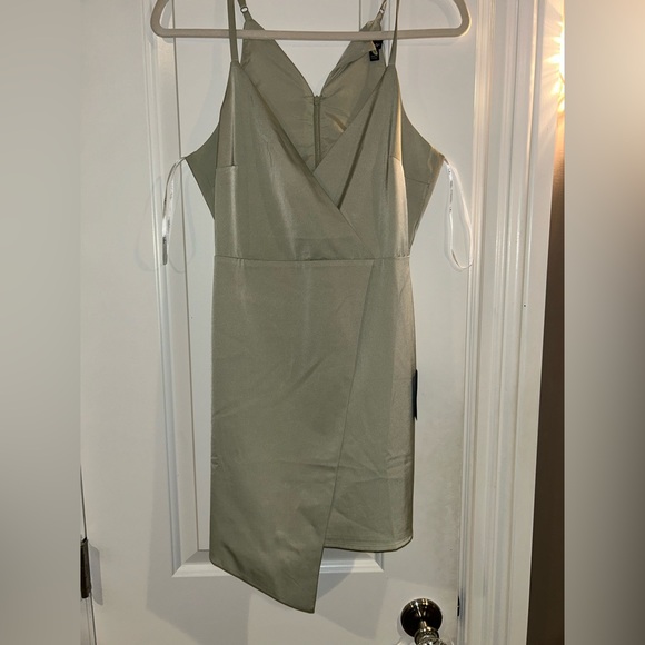 Brand new with tags Lulus Romper! - Picture 1 of 5